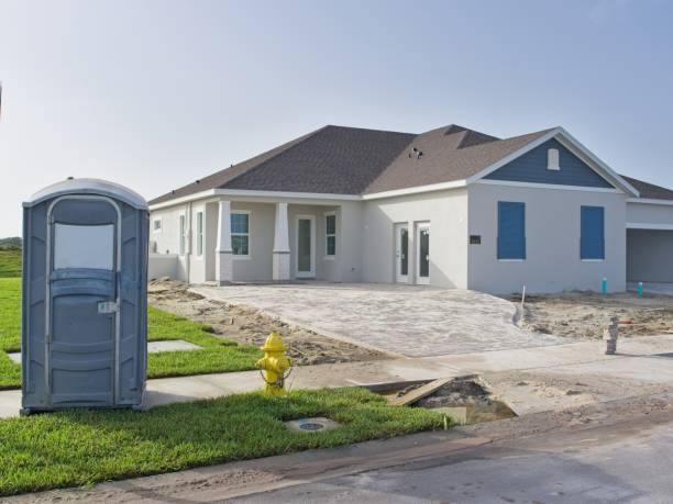 Porta potty delivery and setup in The Meadows, FL